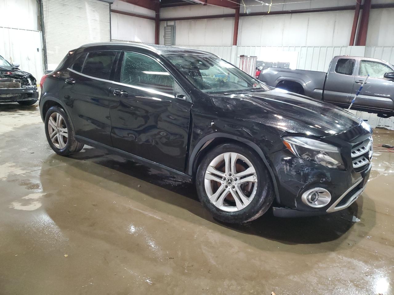 MERCEDES-BENZ GLA-CLASS 250 4MATIC