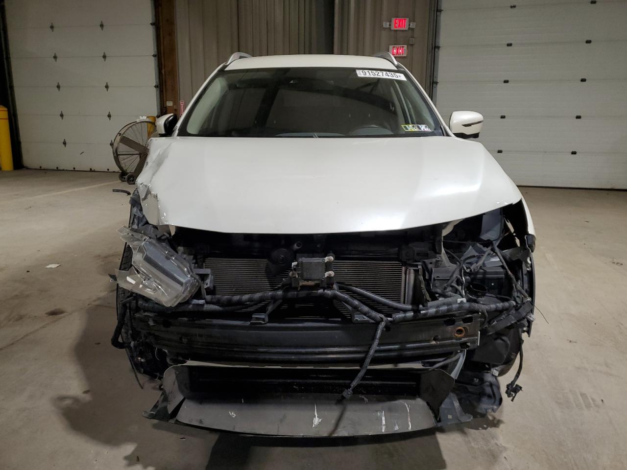 Lot #3301940445 2019 NISSAN ROGUE S