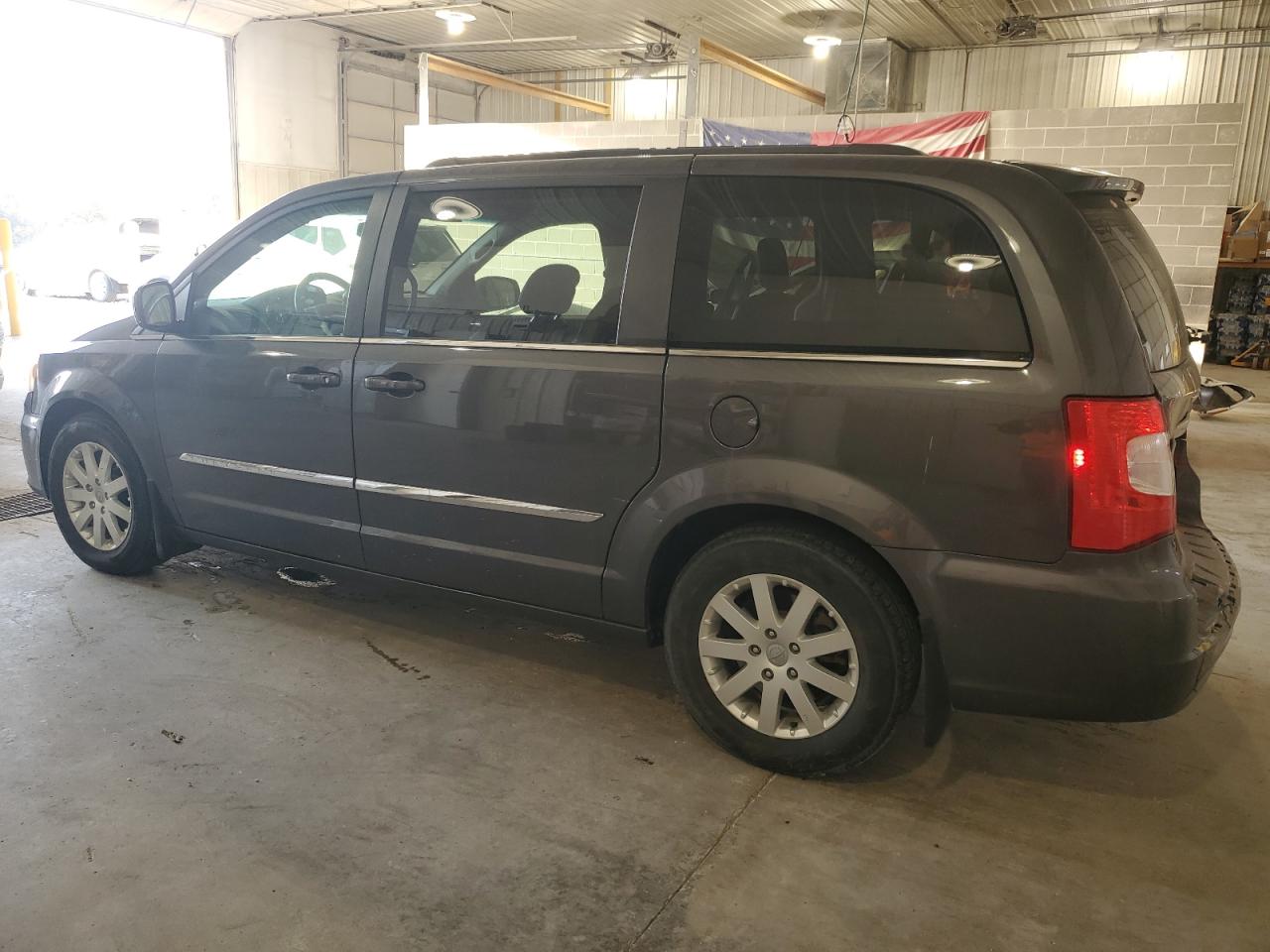 CHRYSLER TOWN & COUNTRY TOURING