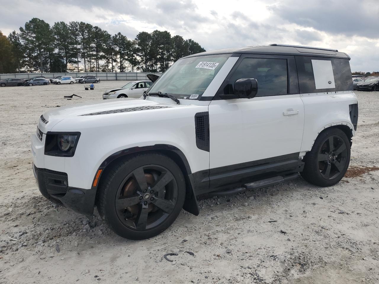 LAND ROVER DEFENDER 90 X-DYNAMIC SE