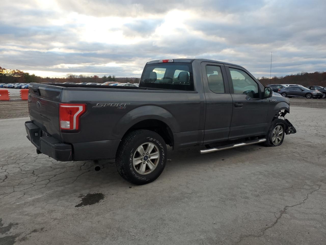 FORD F-150 SUPER CAB