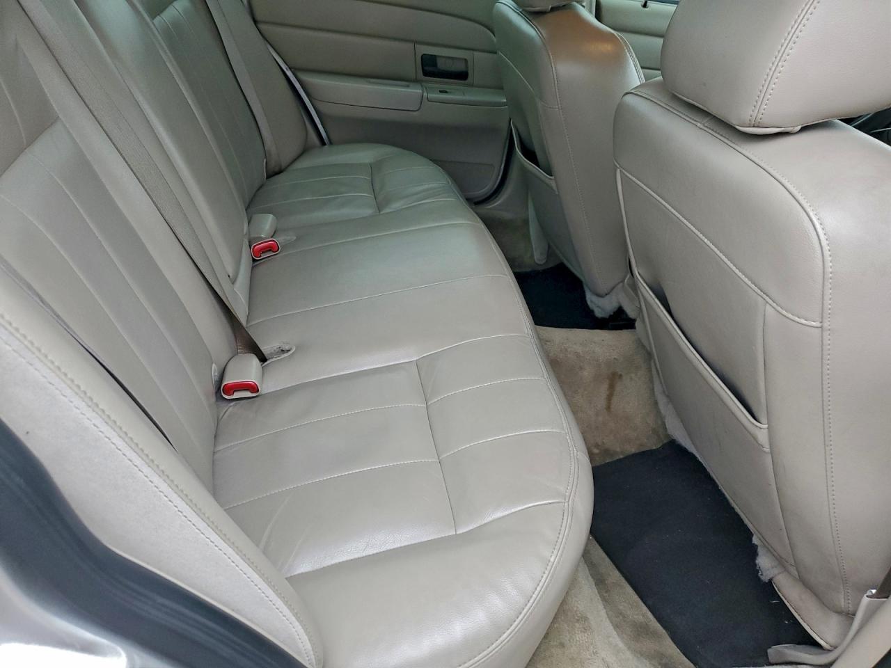 FORD CROWN VICTORIA LX