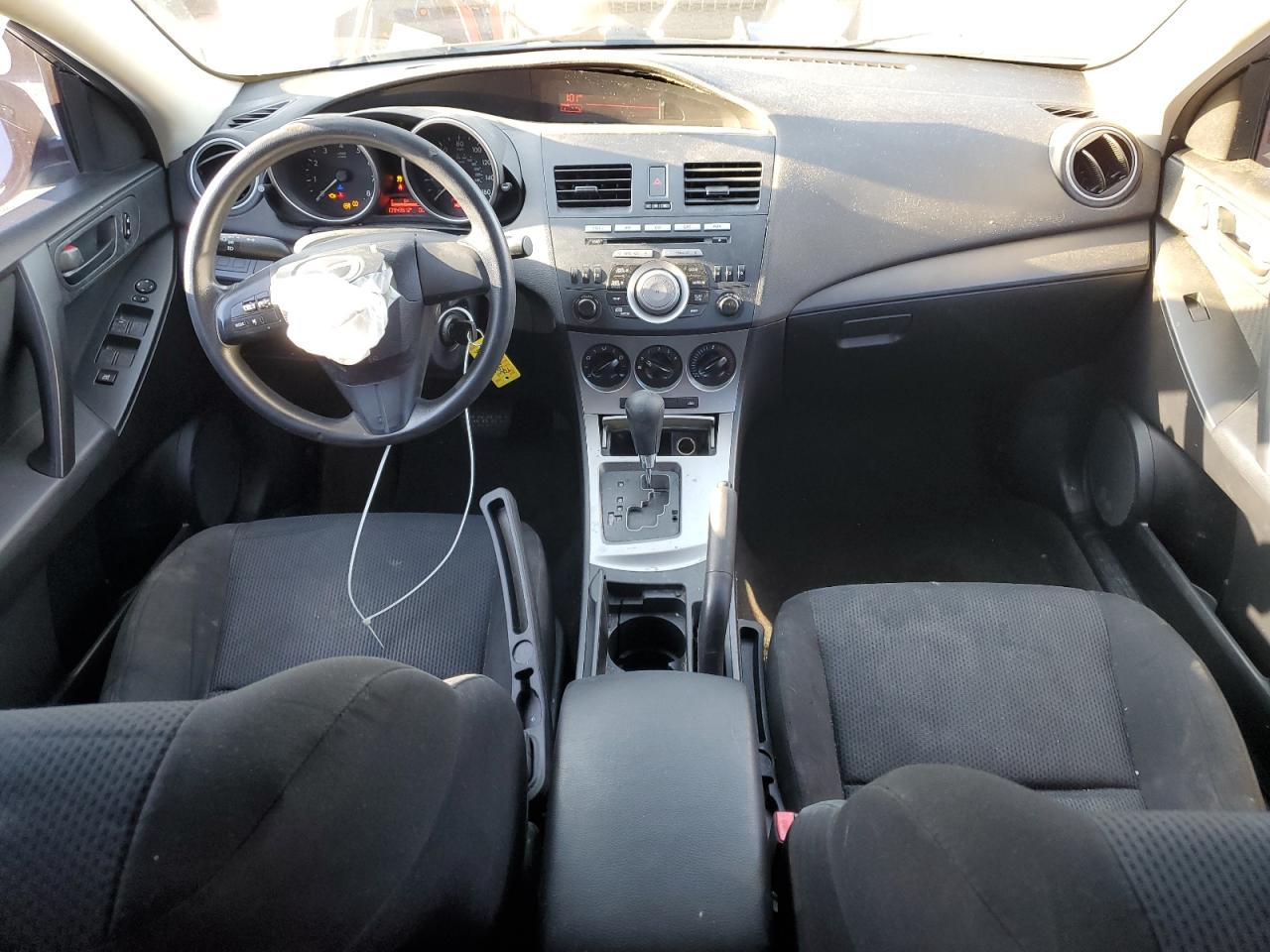 MAZDA 3 I
