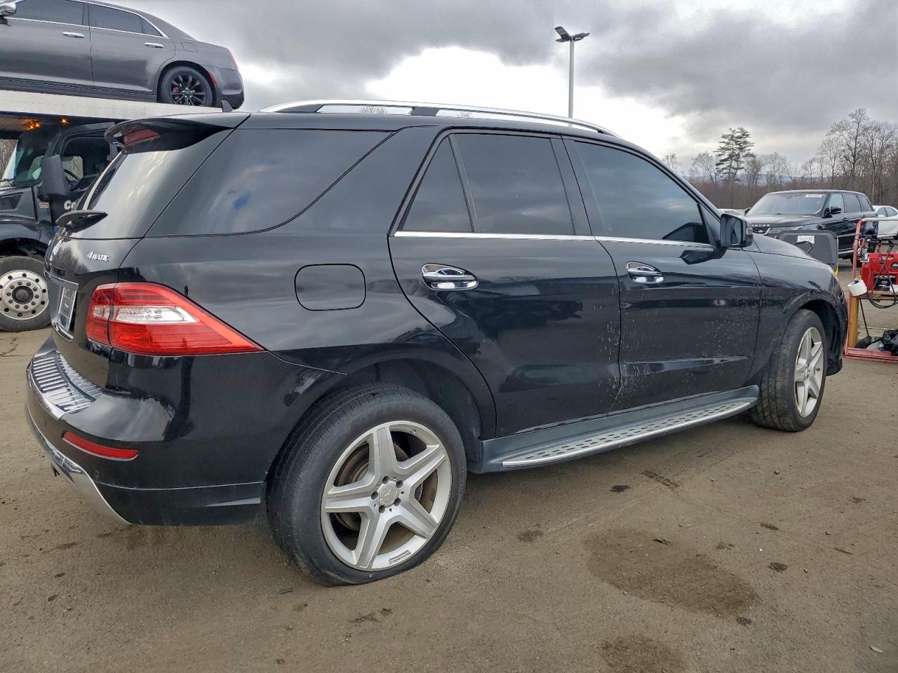 MERCEDES-BENZ M-CLASS 550 4MATIC