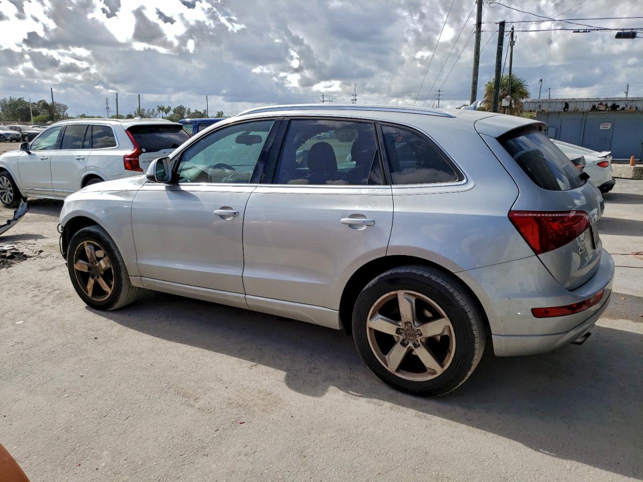 AUDI Q5 PREMIUM PLUS