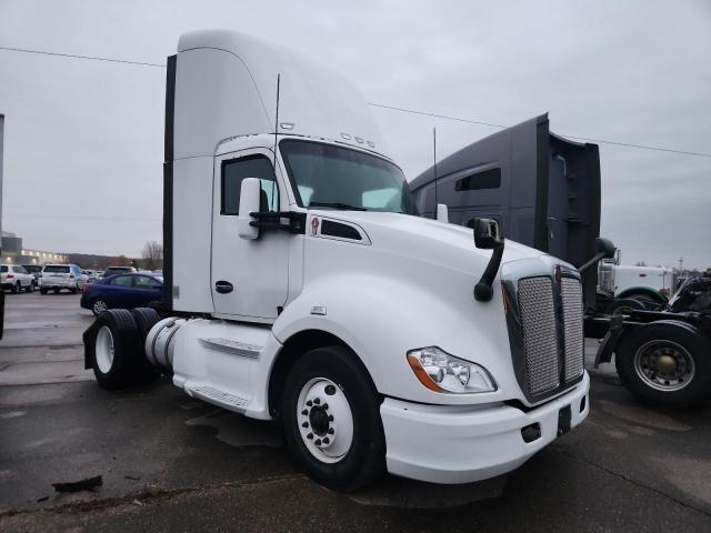 Global Auto Auctions: 2015 KENWORTH CONSTRUCTI