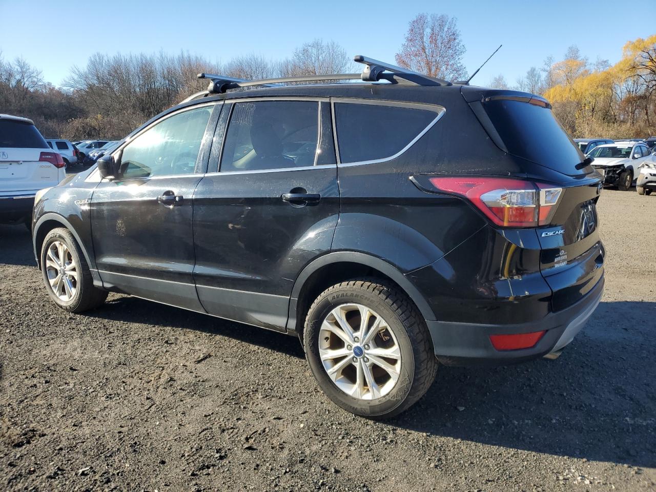 FORD ESCAPE SE