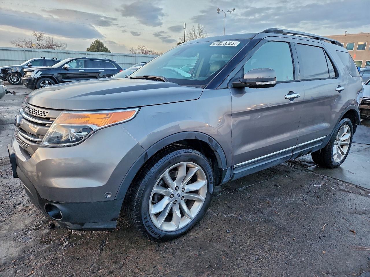 FORD EXPLORER LIMITED