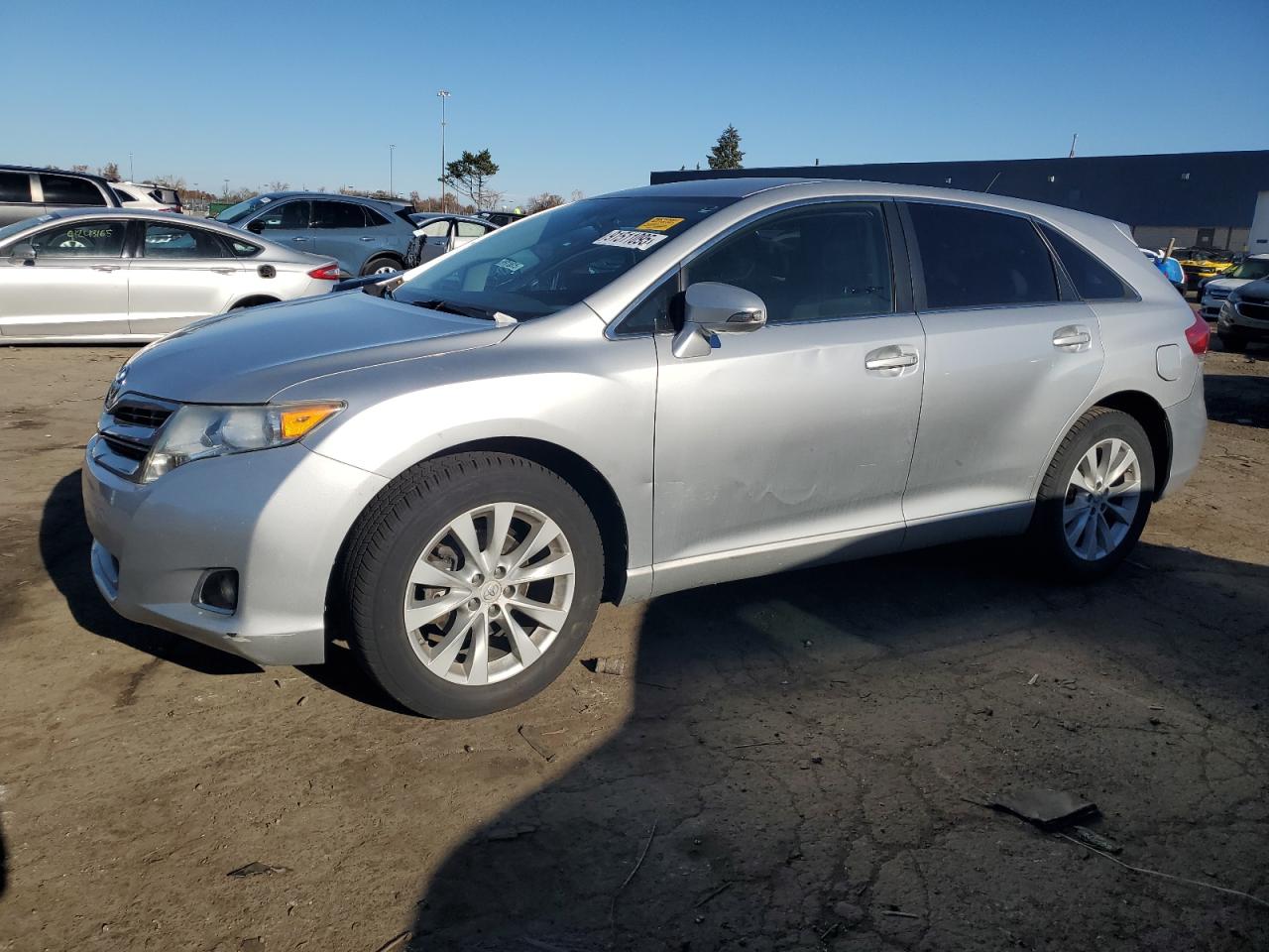 TOYOTA VENZA LE
