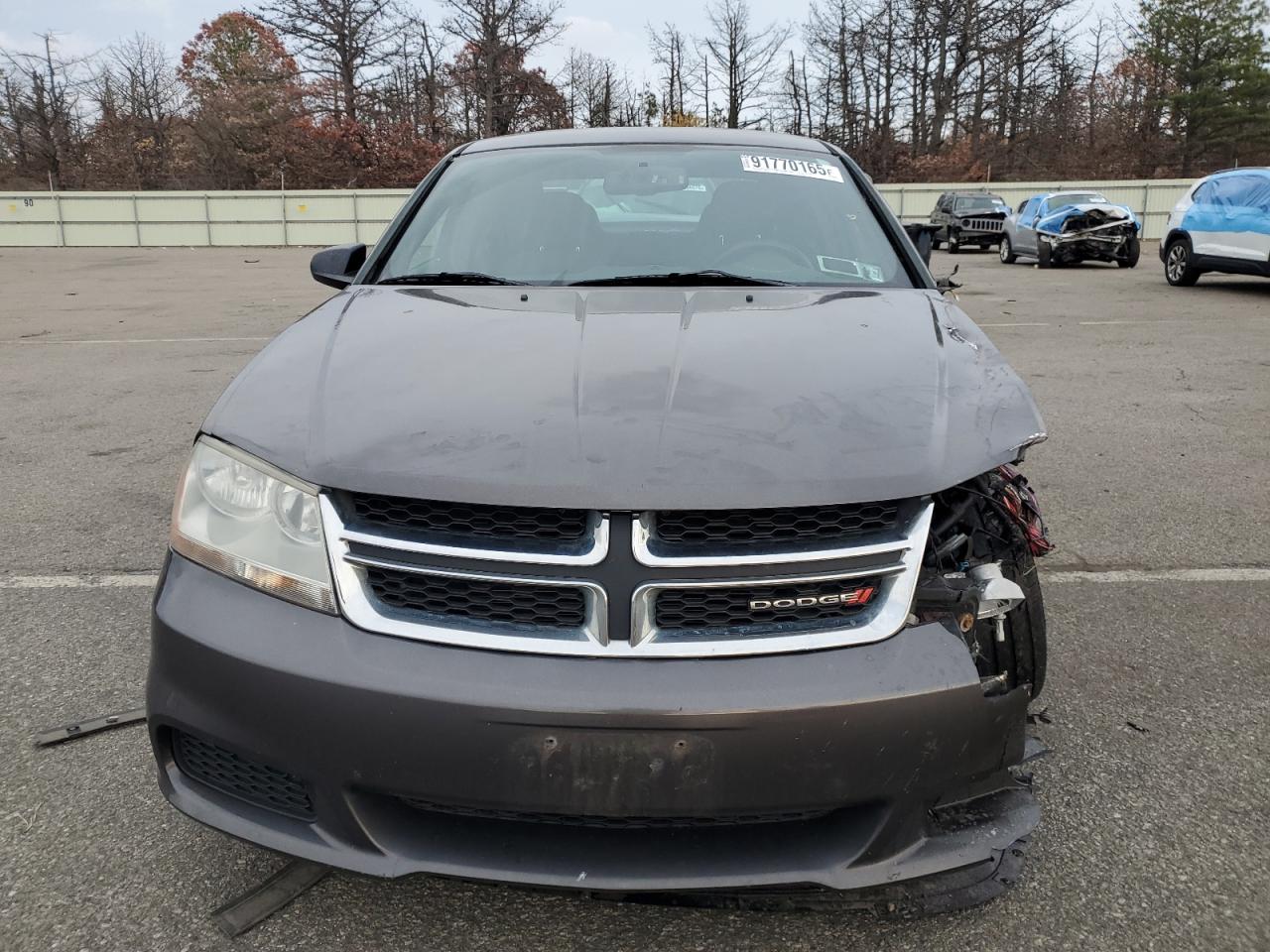DODGE AVENGER SE