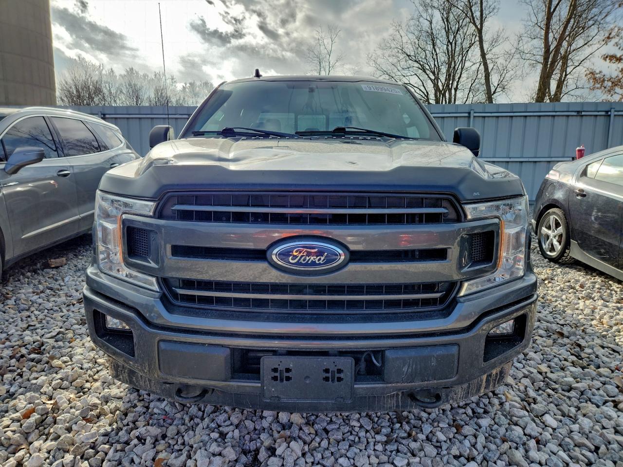 FORD F-150 SUPERCREW