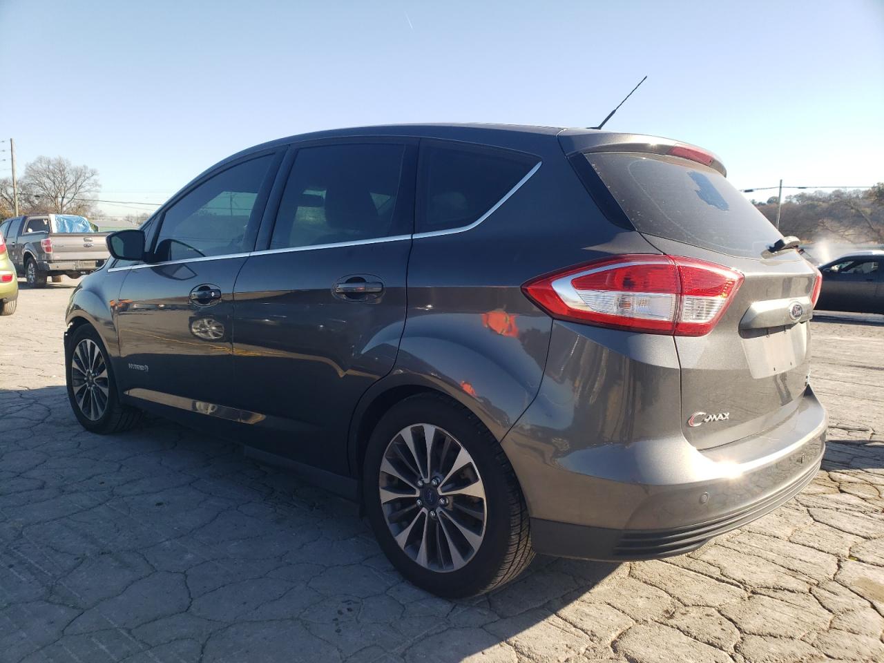 FORD C-MAX TITANIUM