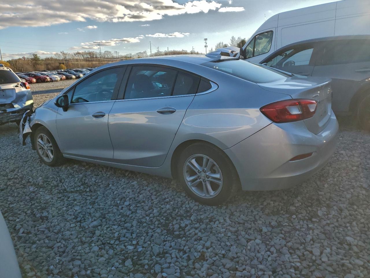 CHEVROLET CRUZE LT
