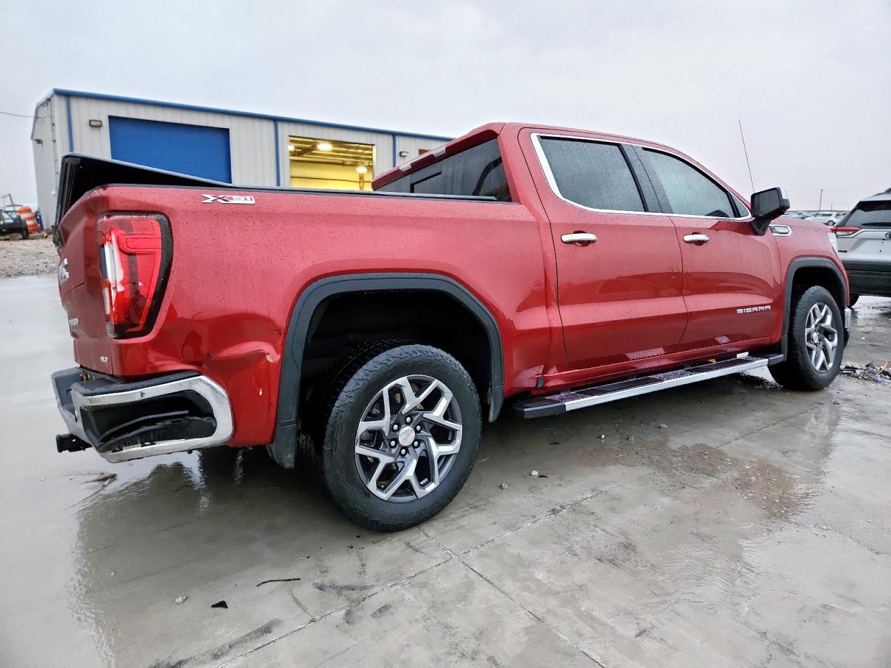 GMC SIERRA K1500 SLT