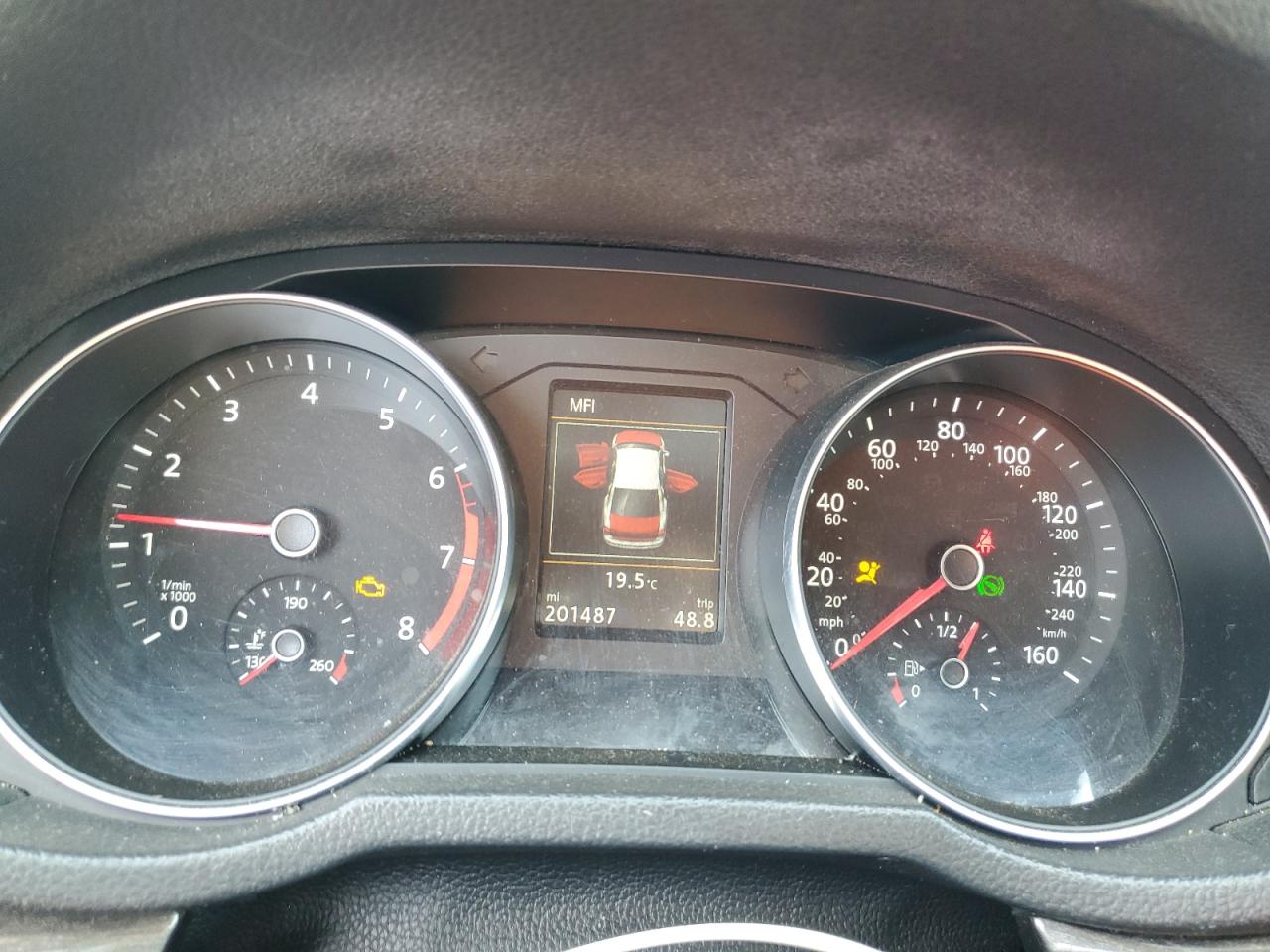 VOLKSWAGEN PASSAT SE