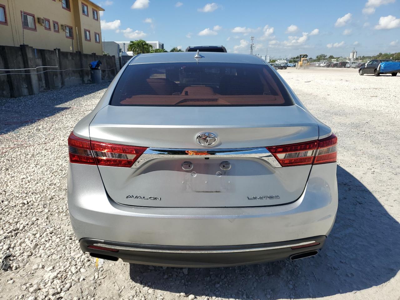TOYOTA AVALON XLE