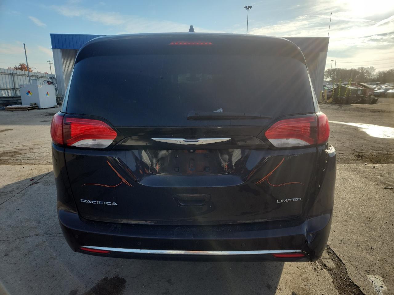 CHRYSLER PACIFICA LIMITED