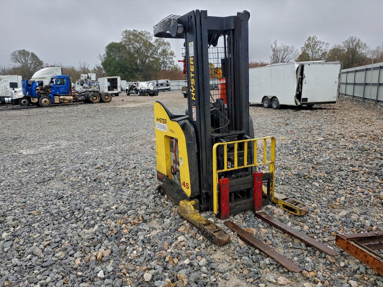 Lot #3316965077 2012 HYSTER UNKNOWN