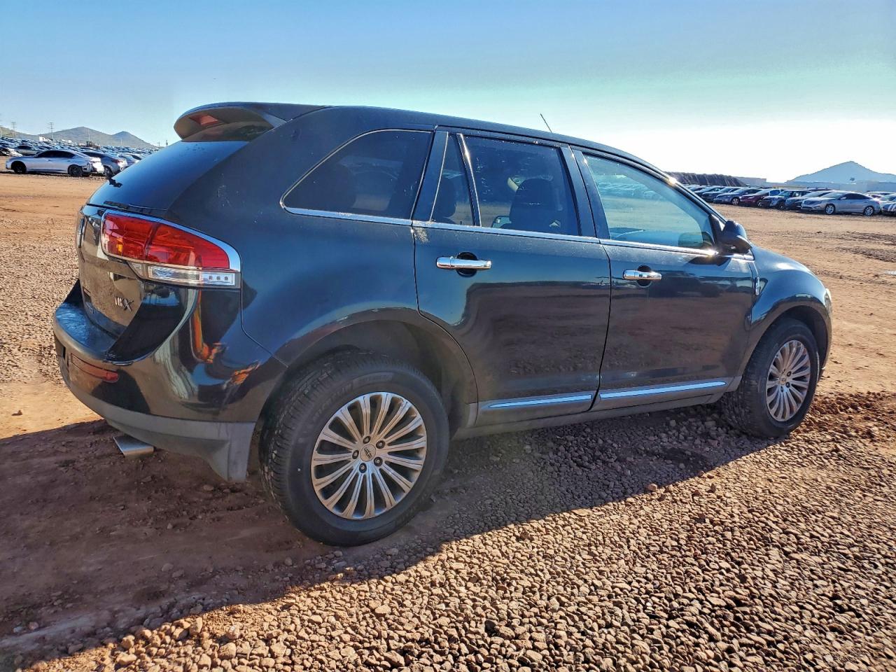 Lot #3308673284 2013 LINCOLN MKX