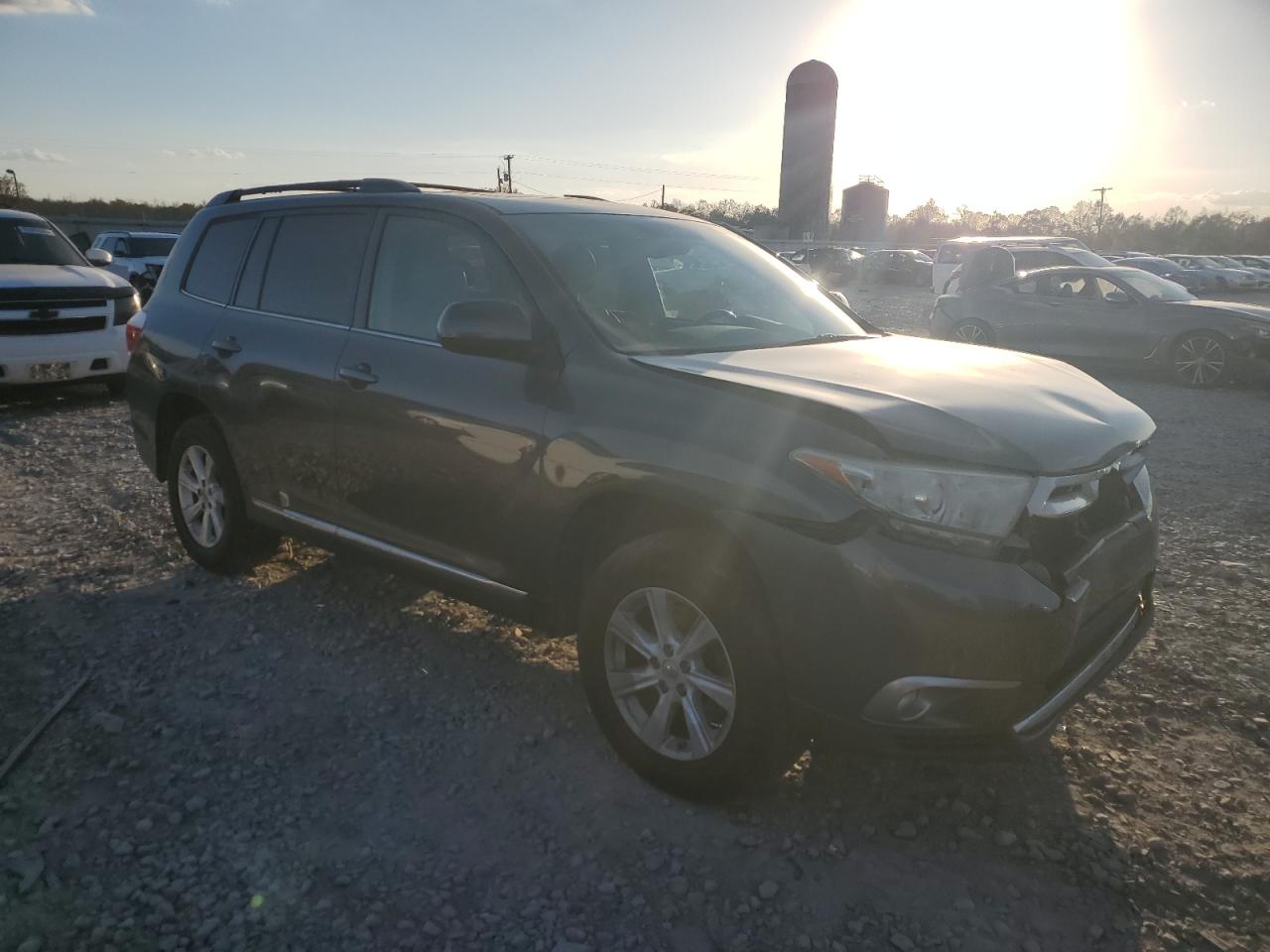TOYOTA HIGHLANDER BASE