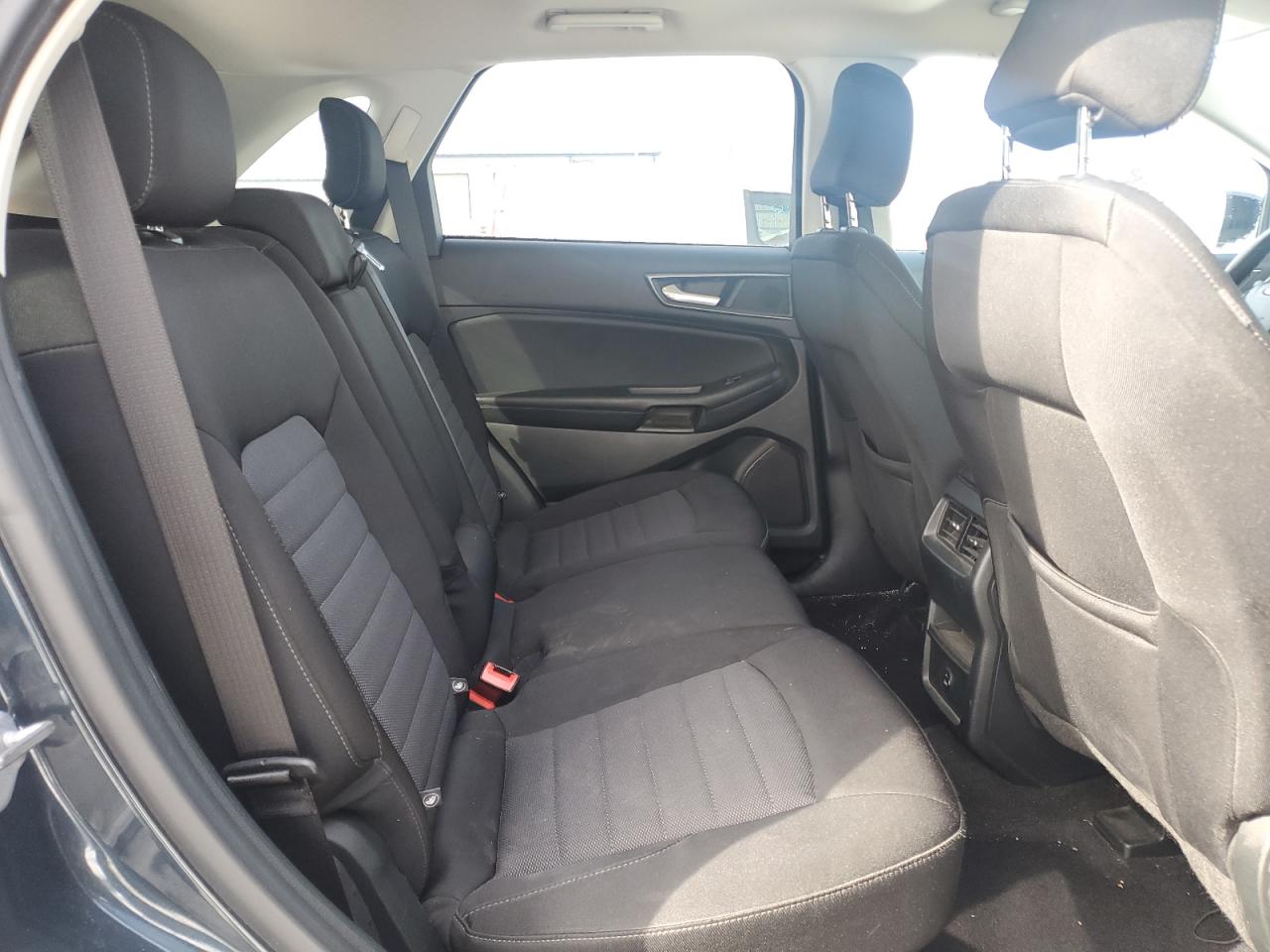 FORD EDGE SE