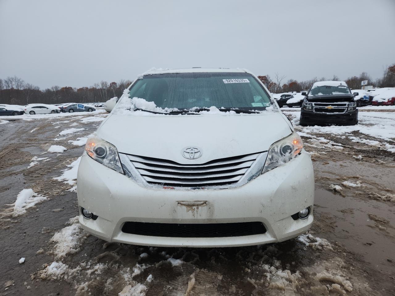 TOYOTA SIENNA XLE