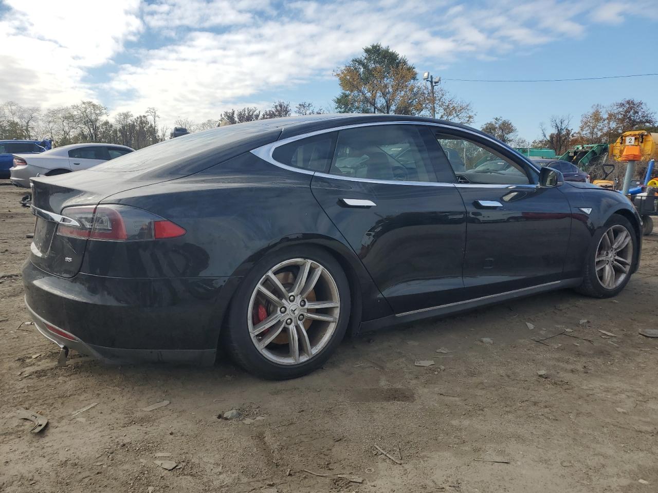 TESLA MODEL S