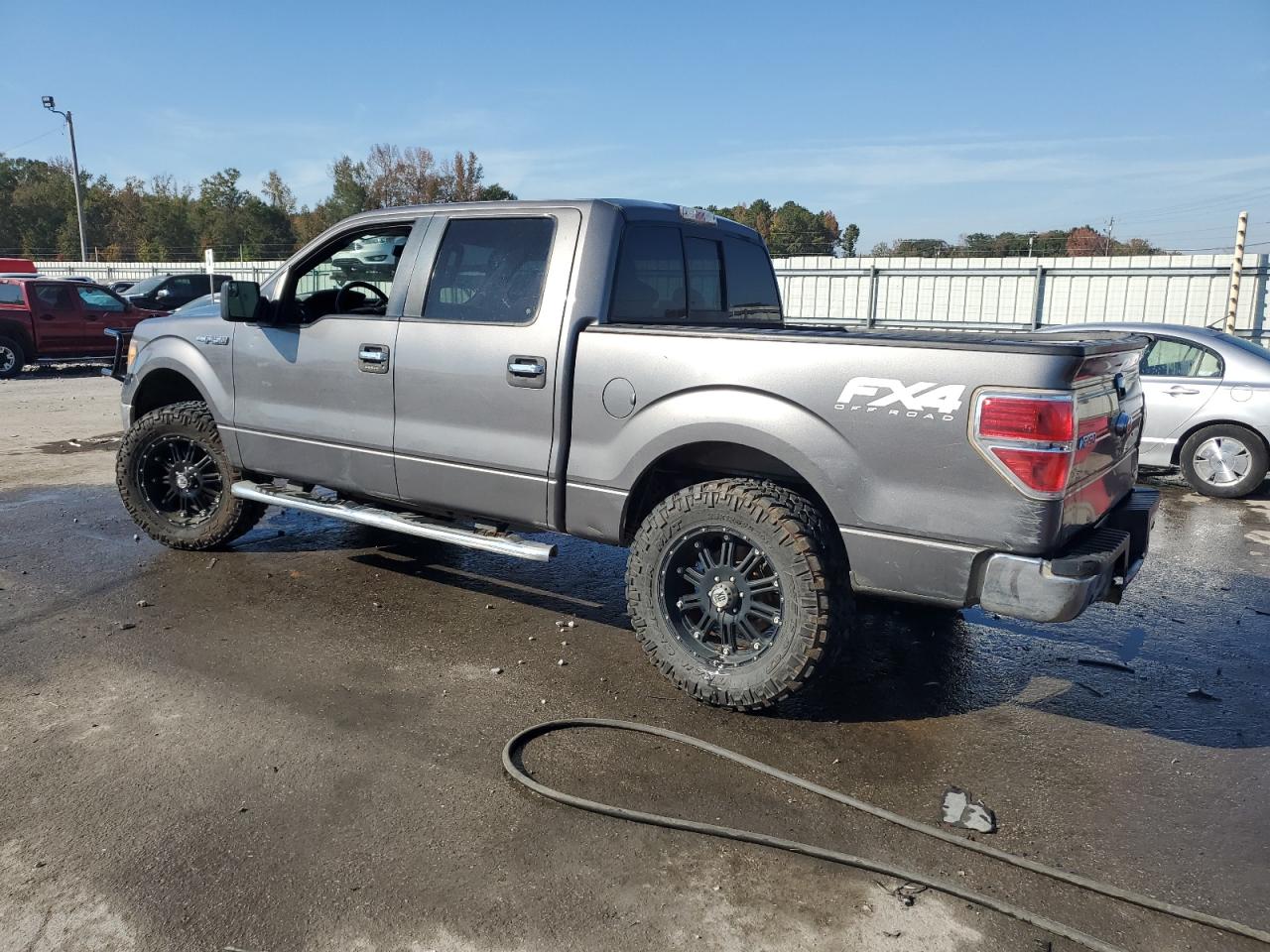FORD F-150 SUPERCREW