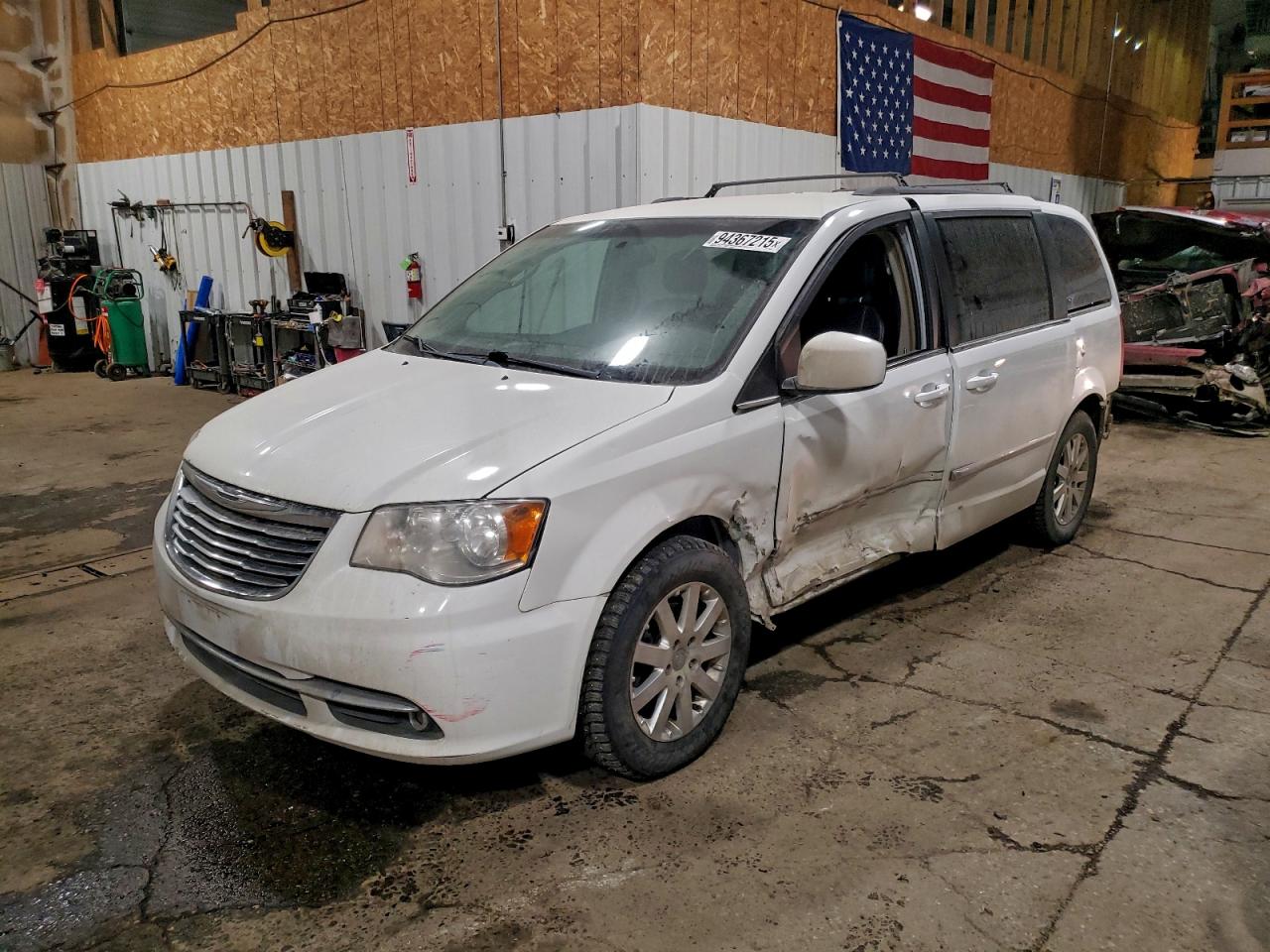 CHRYSLER TOWN & COUNTRY TOURING