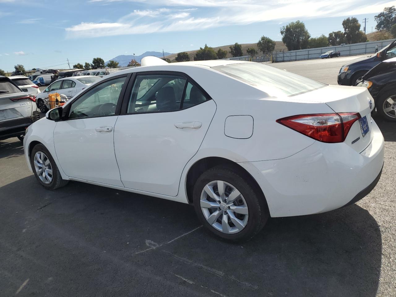 Lot #3301933496 2015 TOYOTA COROLLA L