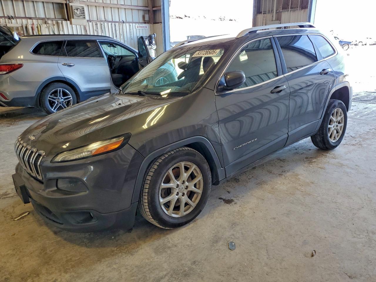 JEEP GRAND CHEROKEE LATITUDE