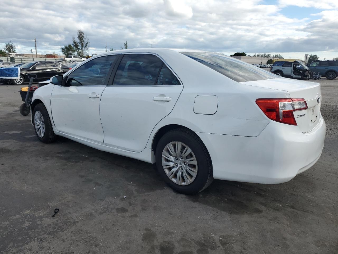 TOYOTA CAMRY L