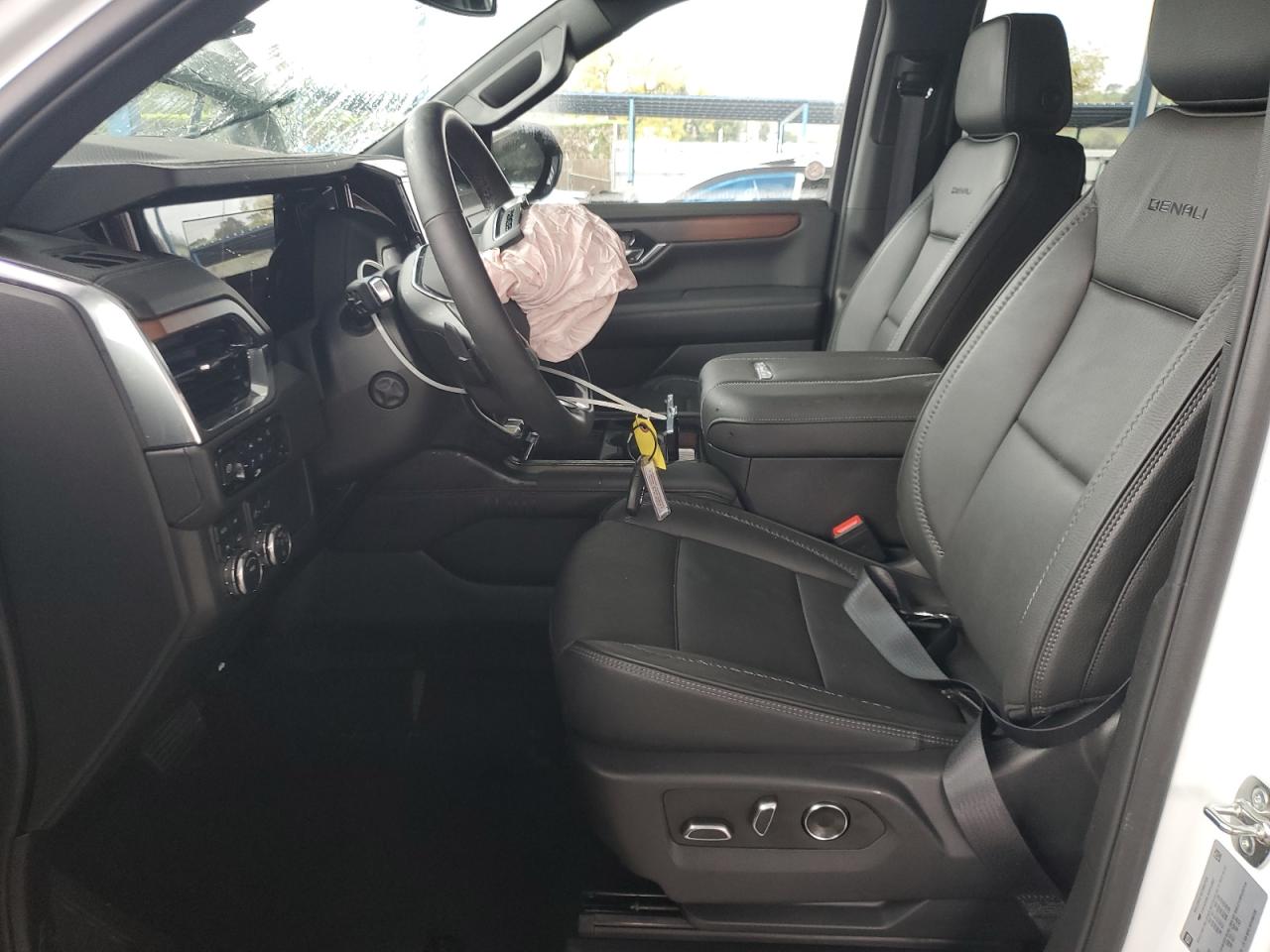 Lot #3315546874 2025 GMC YUKON DENA