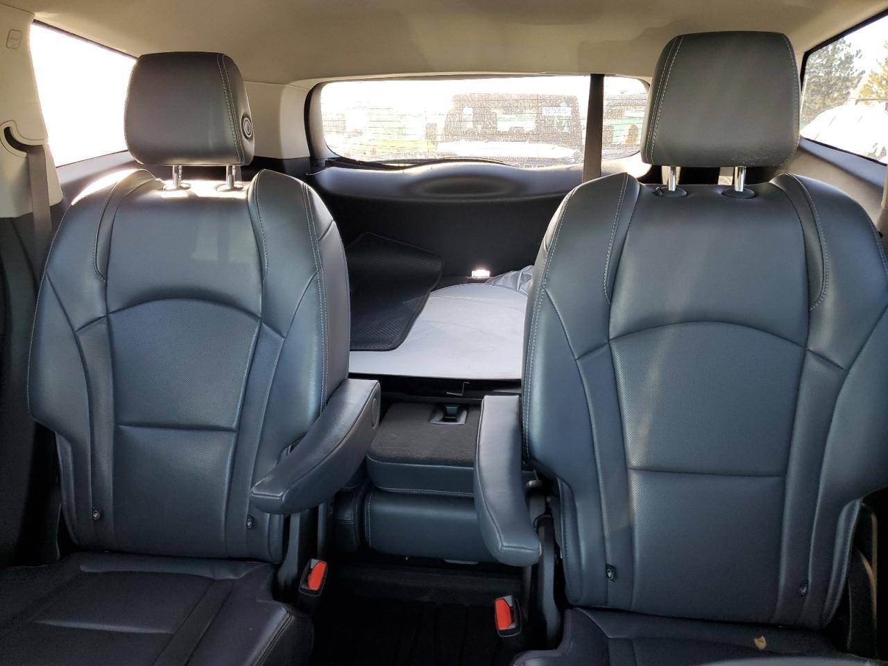 BUICK ENCLAVE ESSENCE