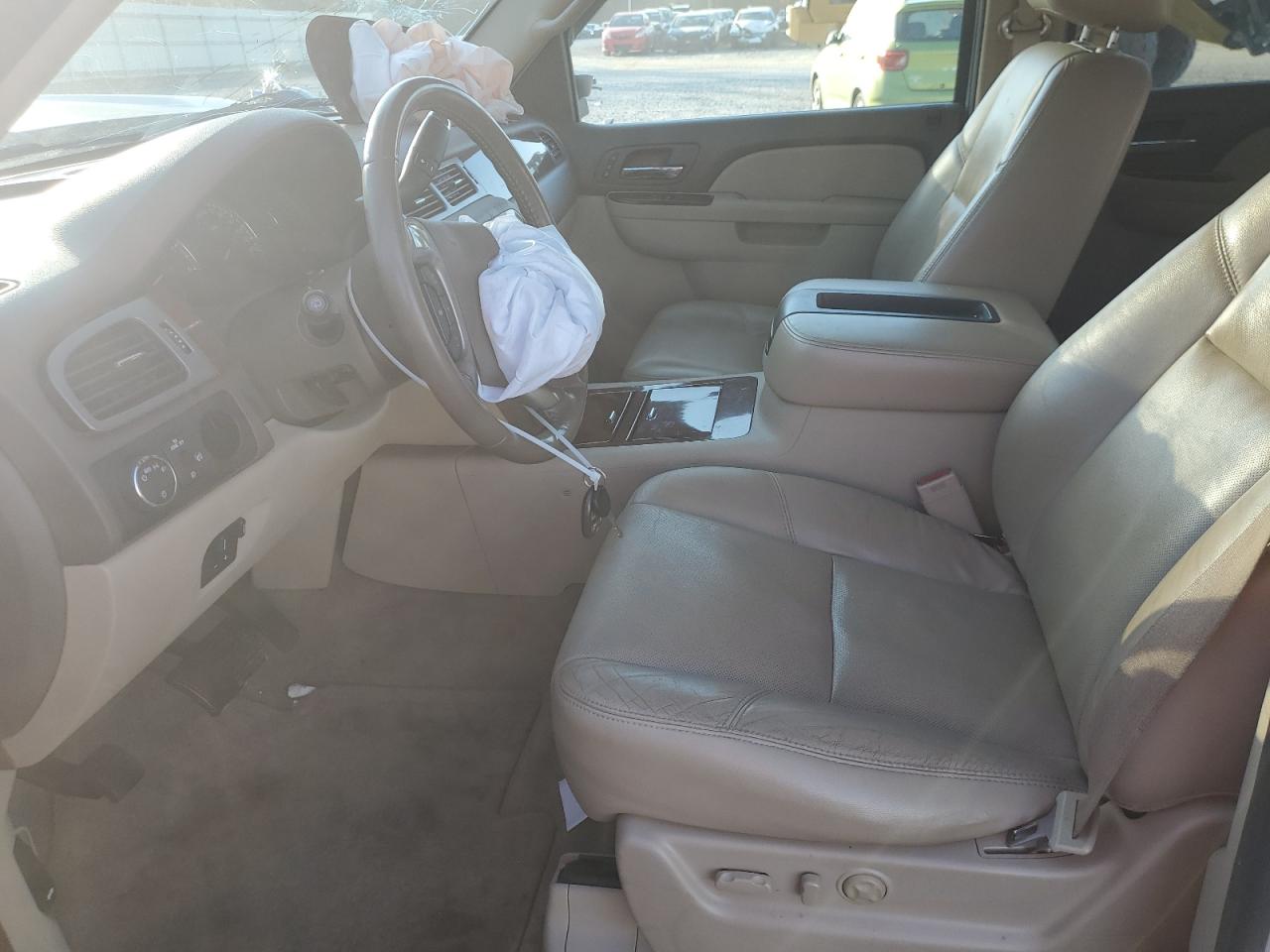 CHEVROLET TAHOE K1500 LTZ