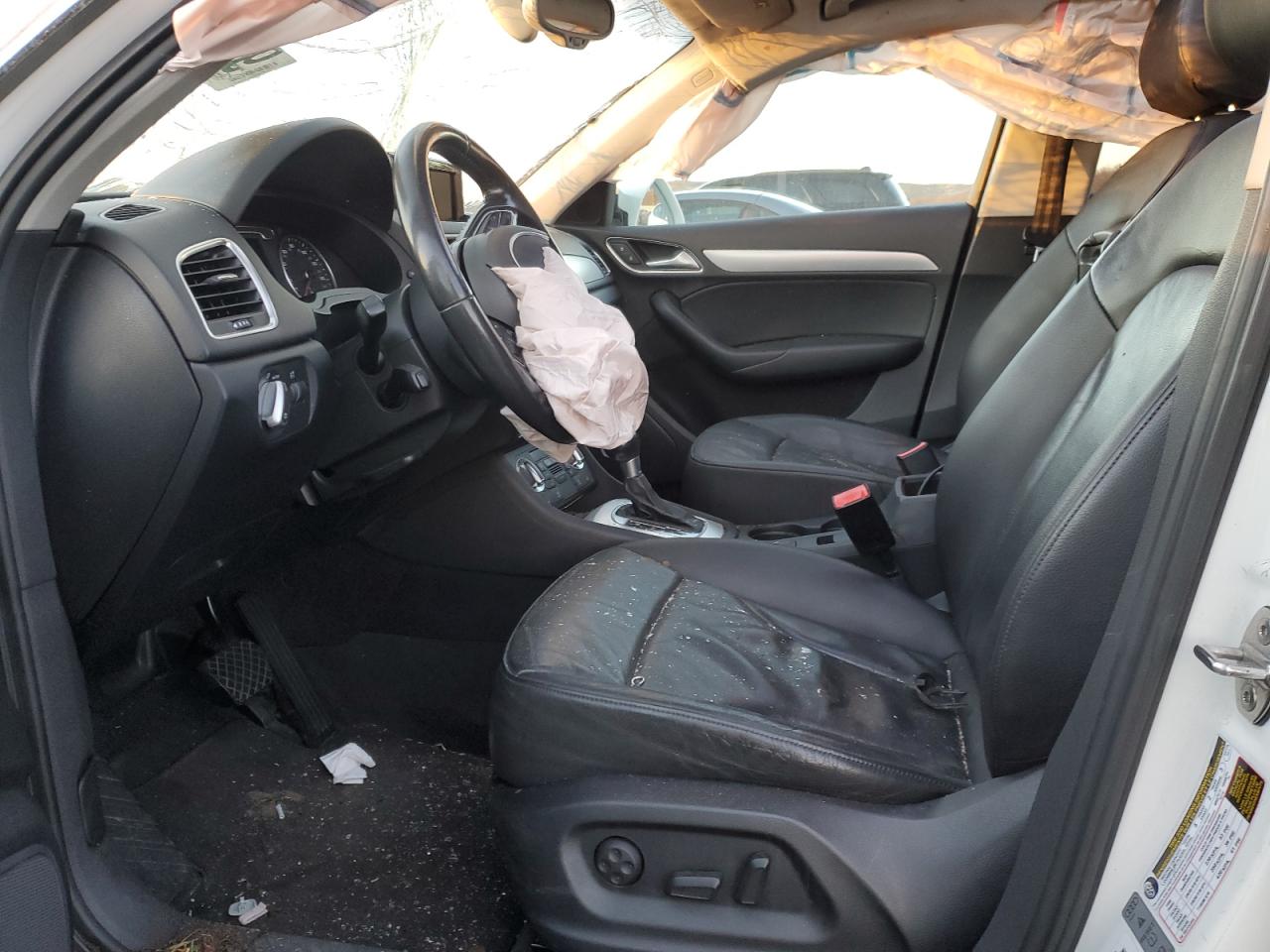 AUDI Q3 PREMIUM PLUS