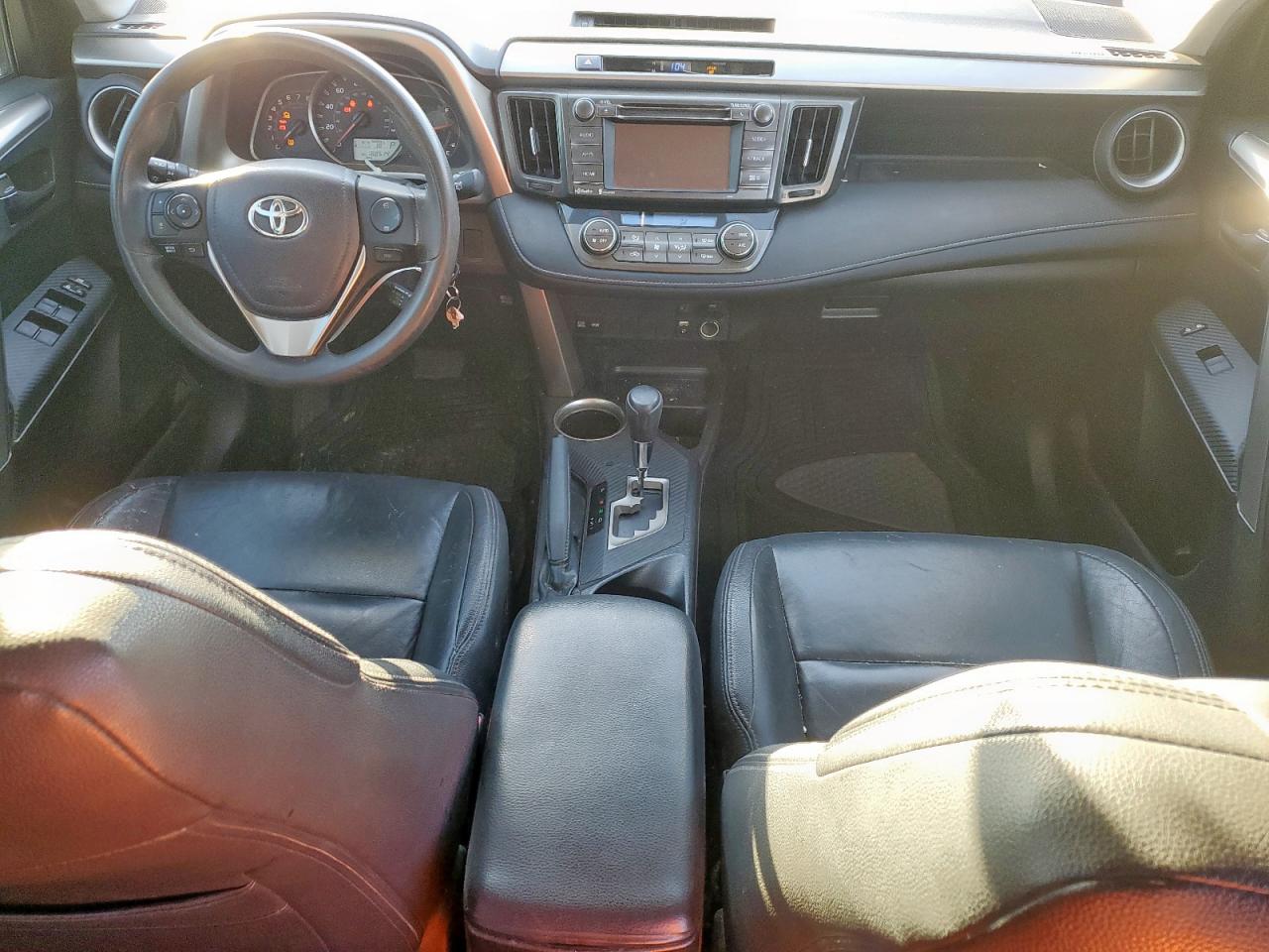 TOYOTA RAV4 XLE