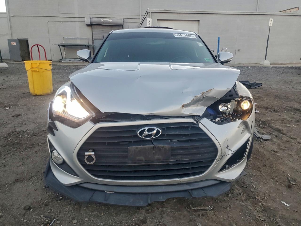 HYUNDAI VELOSTER TURBO