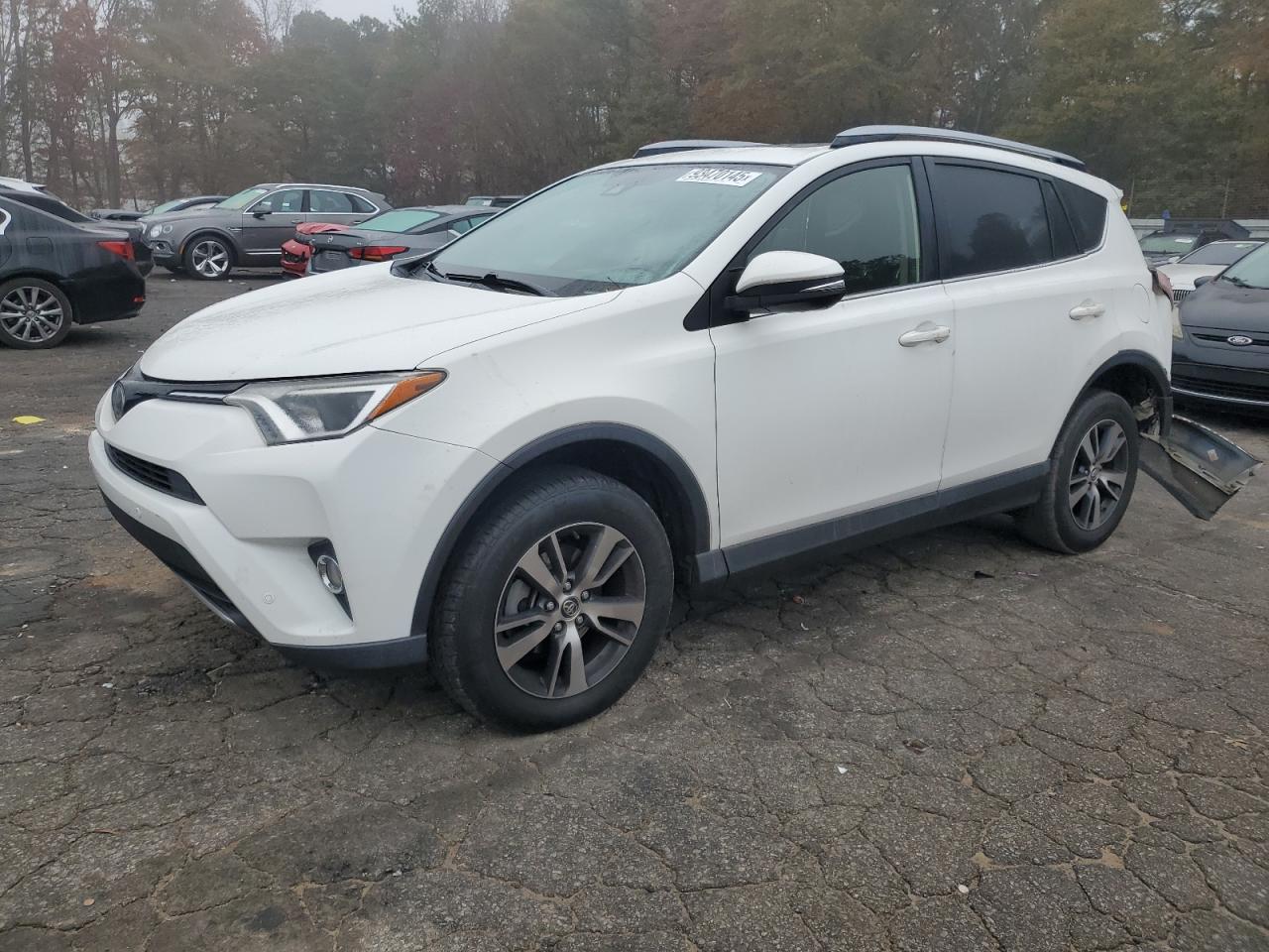 TOYOTA RAV4 XLE