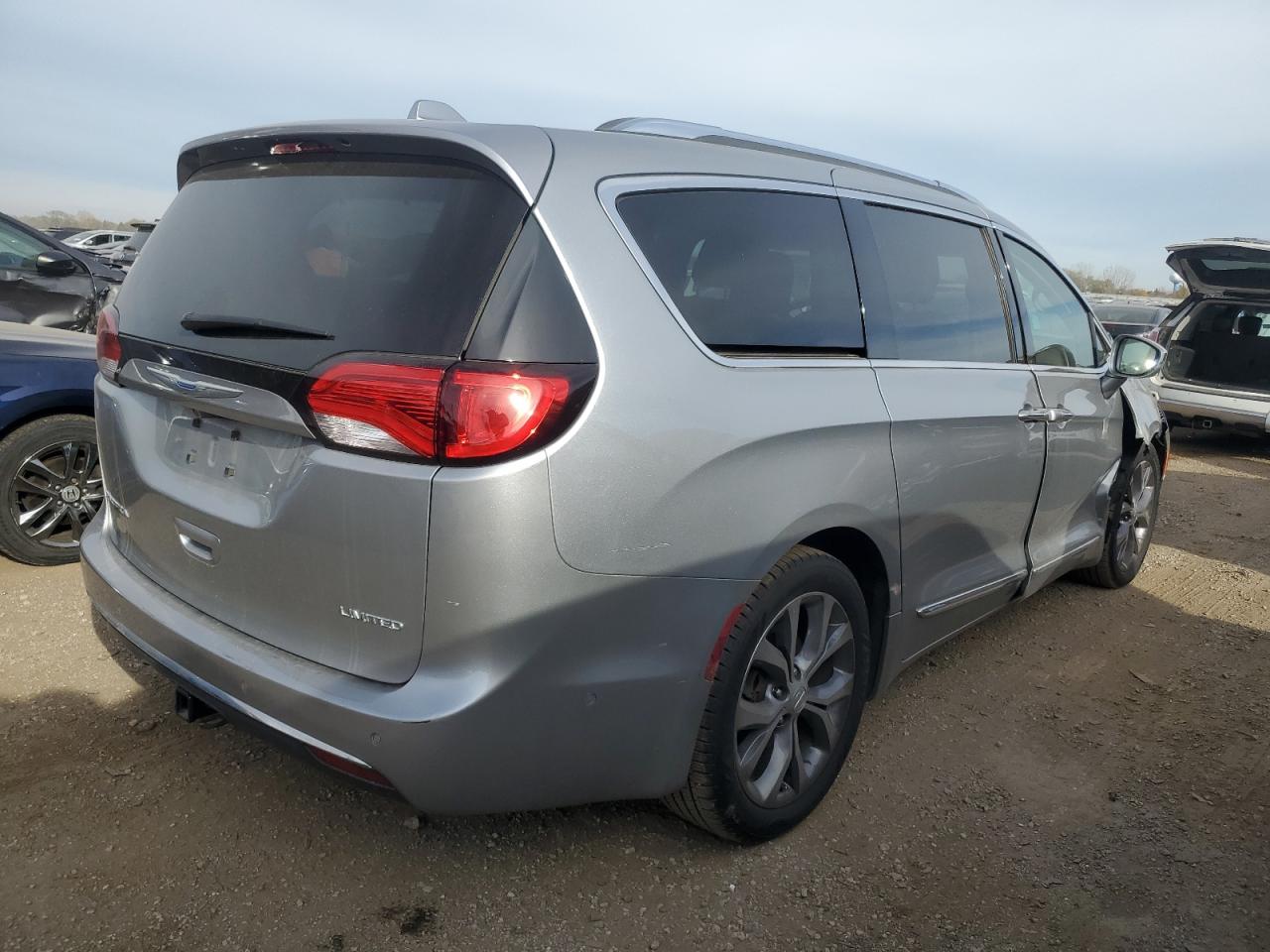 CHRYSLER PACIFICA LIMITED