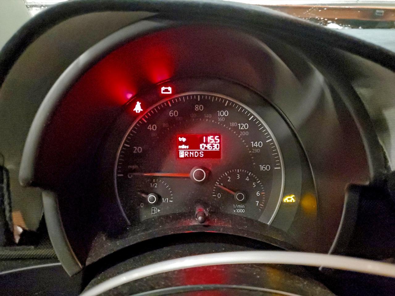 VOLKSWAGEN BEETLE NEW BEETLE