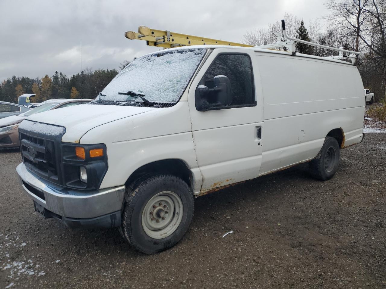 FORD ECONOLINE E250 VAN