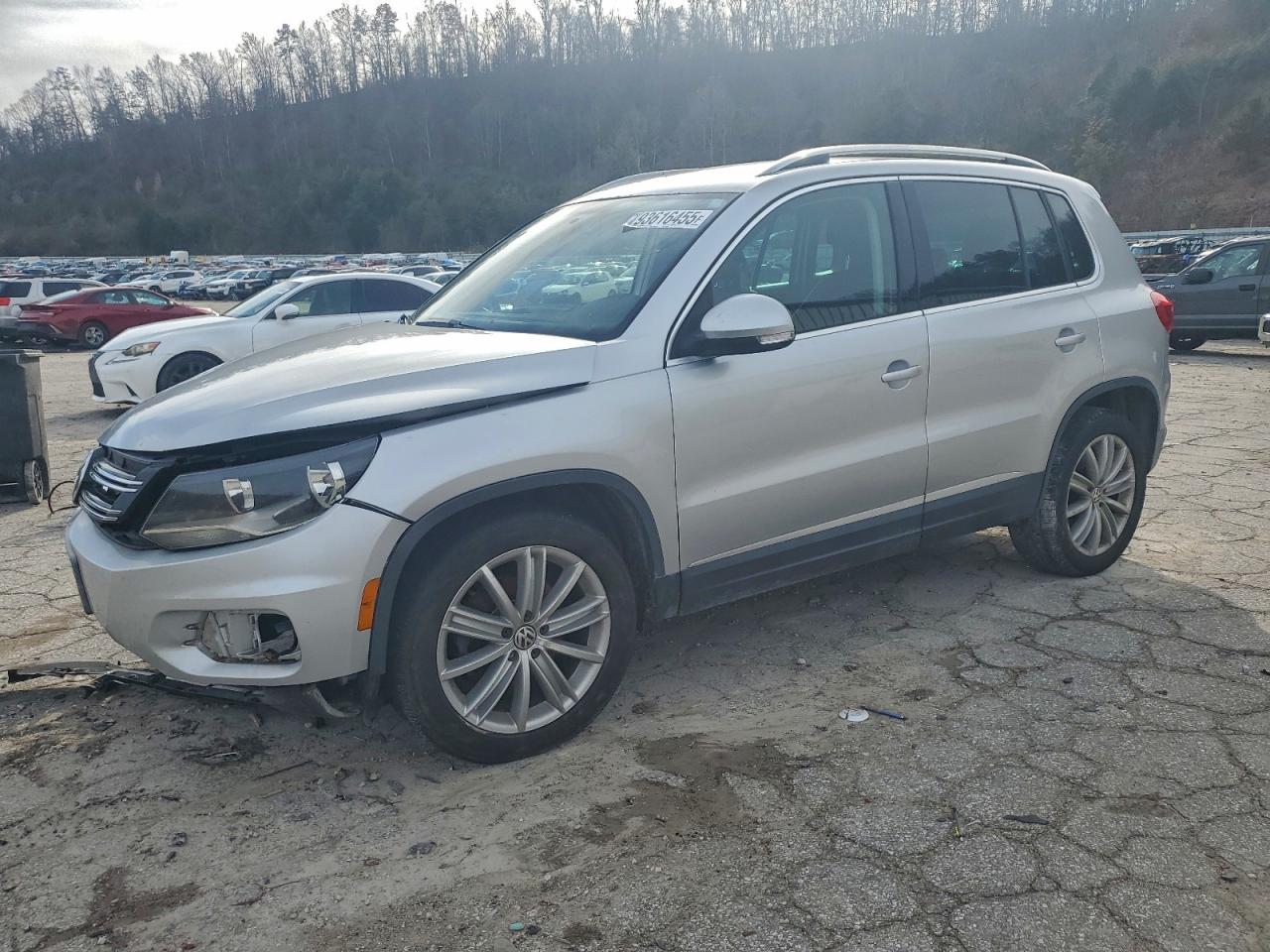 VOLKSWAGEN TIGUAN S