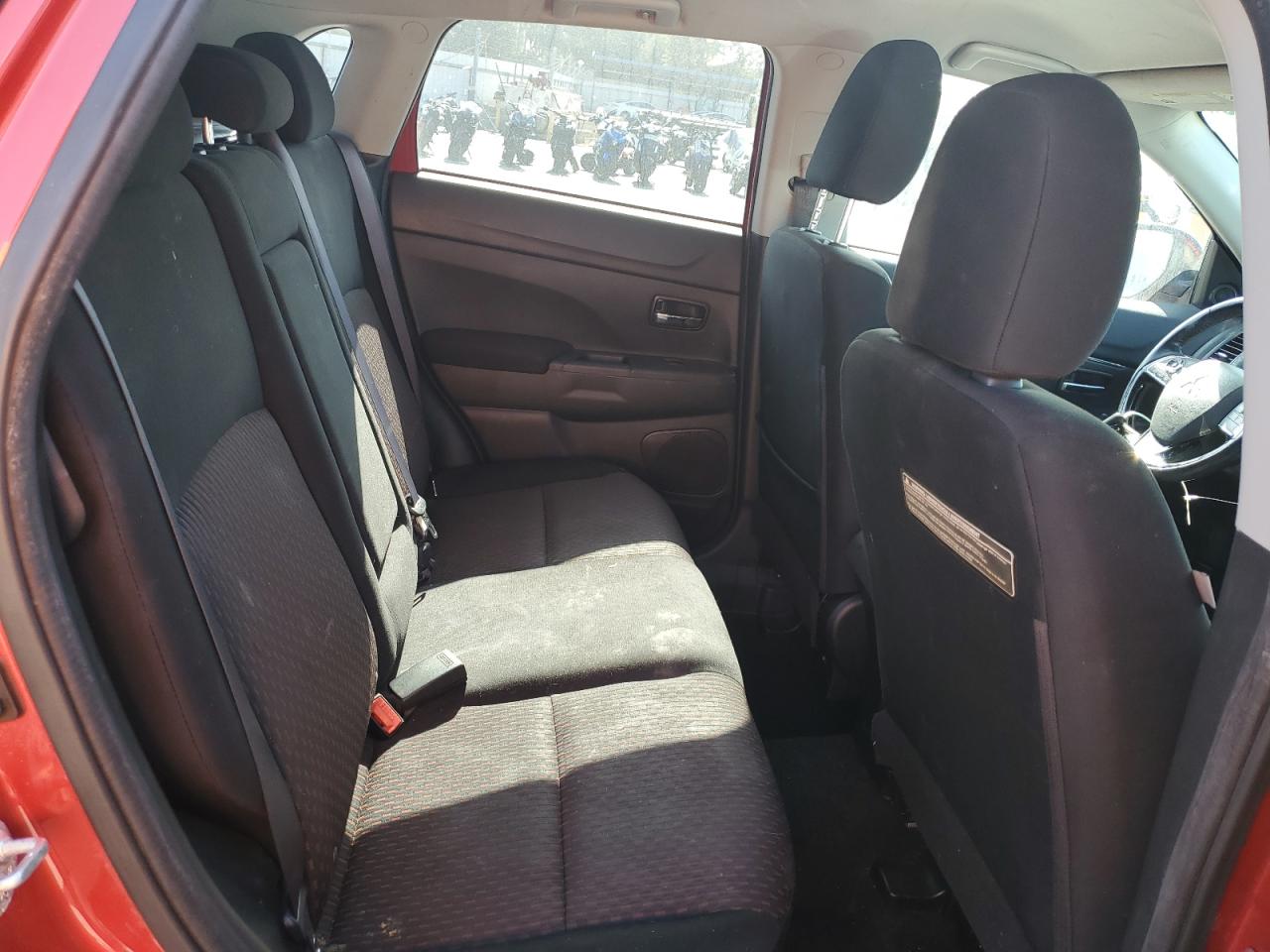 MITSUBISHI OUTLANDER ES