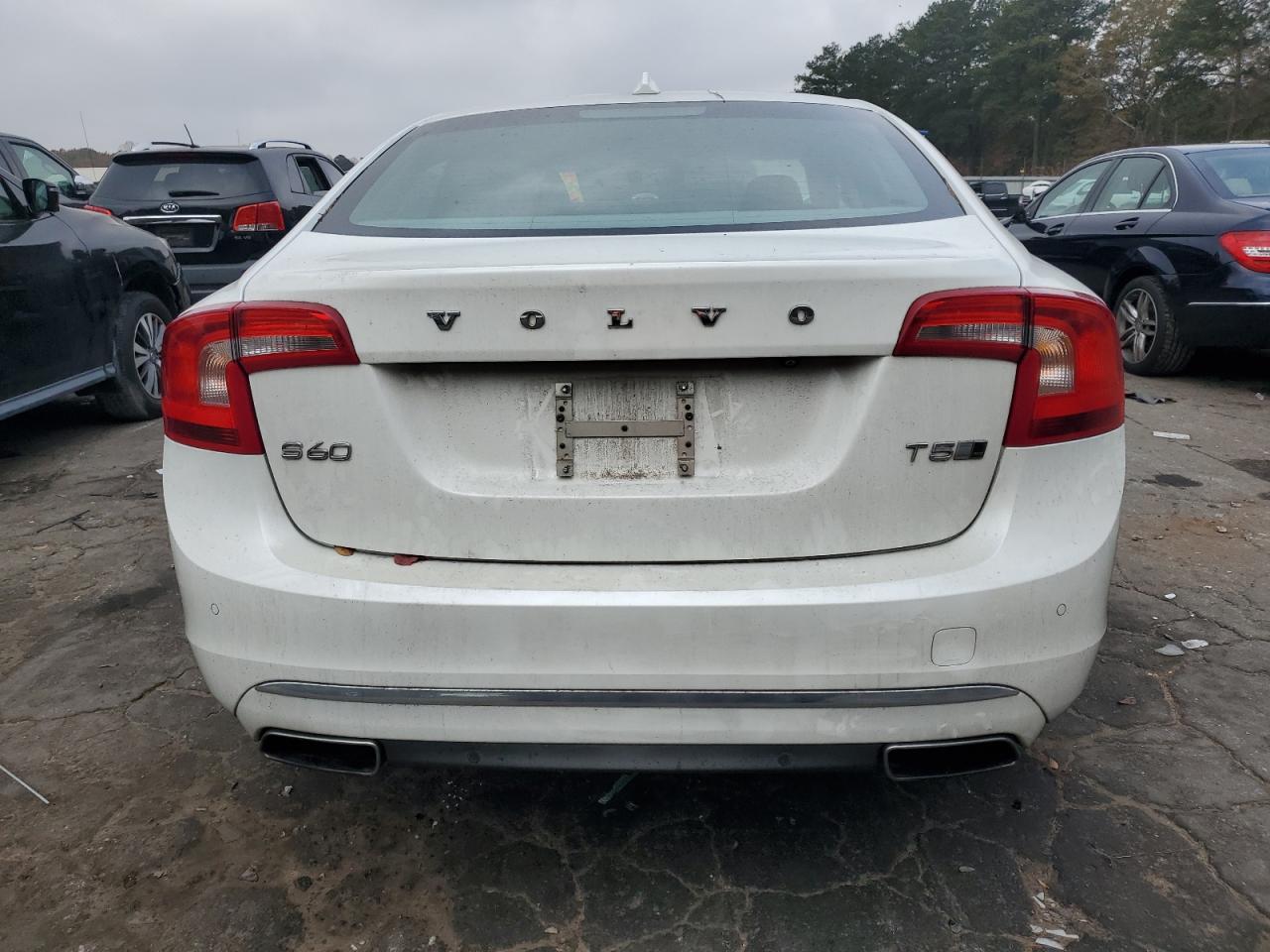 VOLVO S60 PREMIER