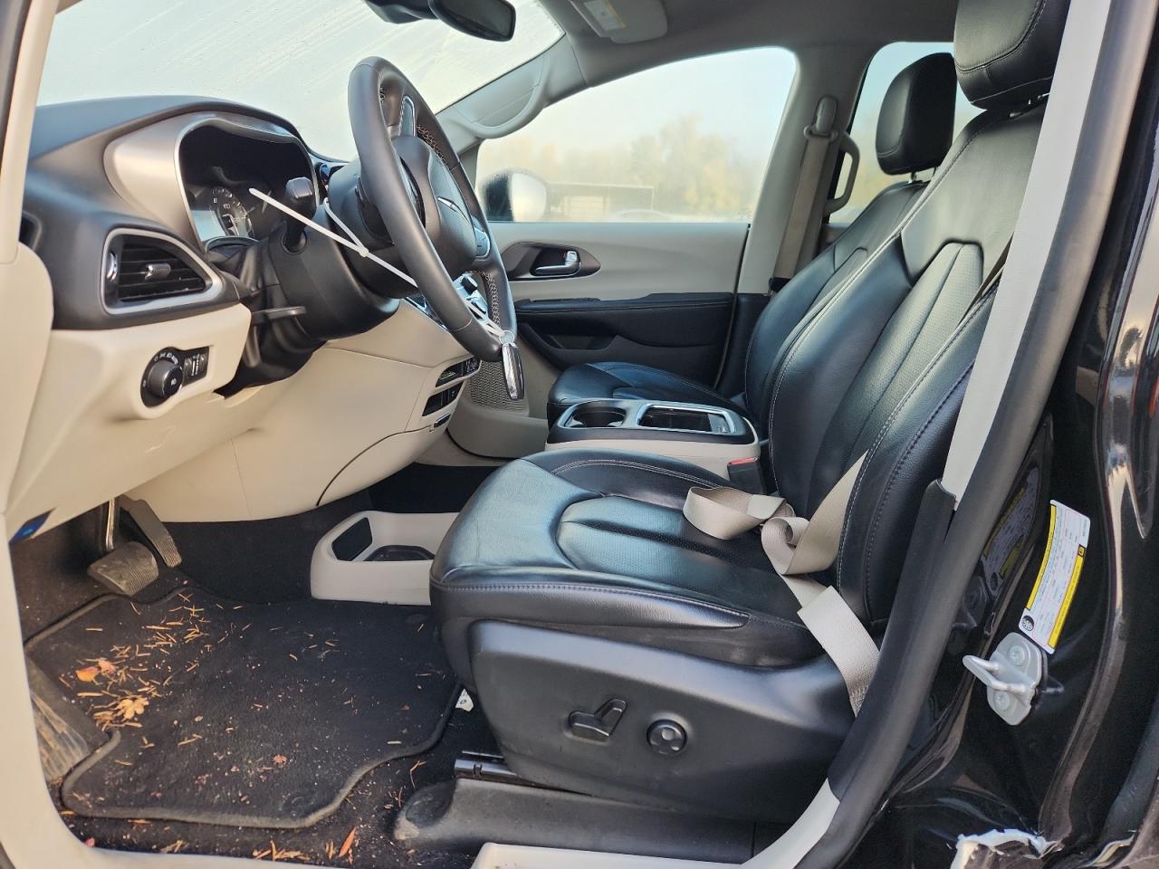 CHRYSLER PACIFICA TOURING L