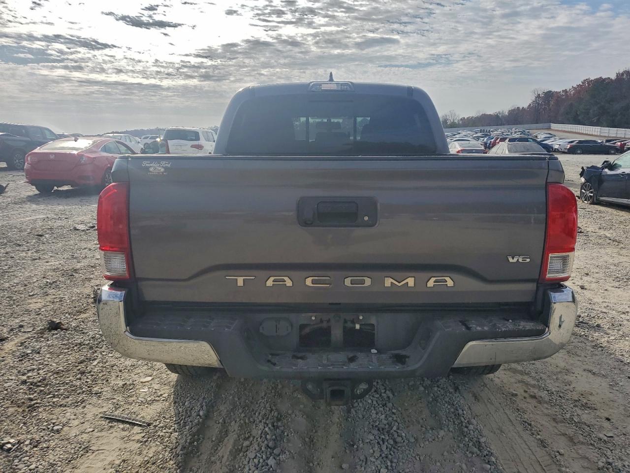 TOYOTA TACOMA DOUBLE CAB