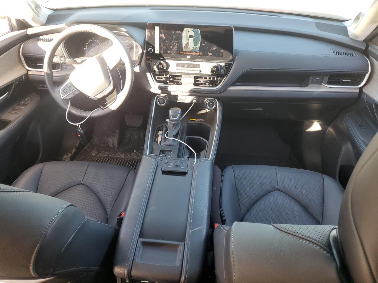 TOYOTA HIGHLANDER LE