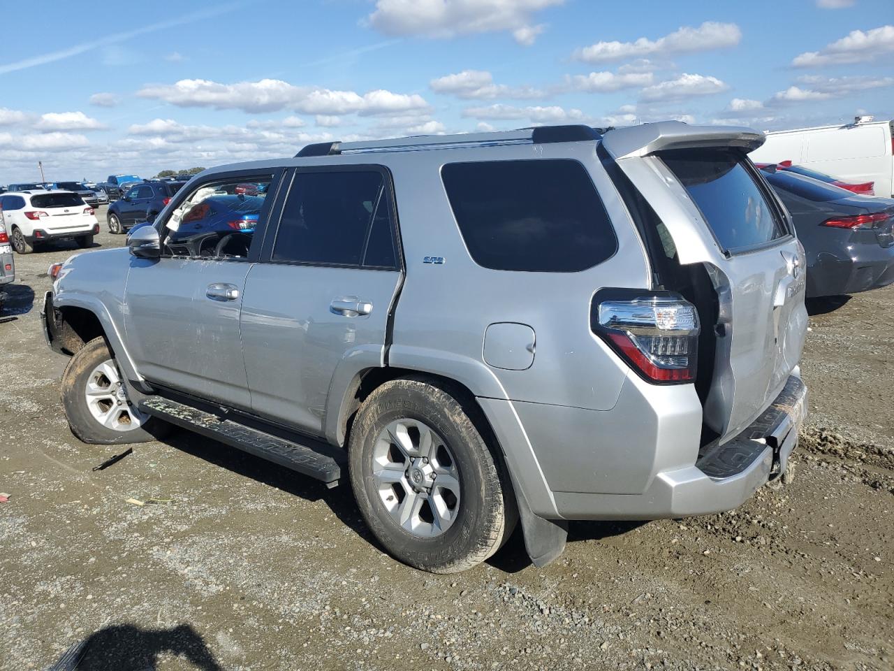 TOYOTA 4RUNNER SR5/SR5 PREMIUM