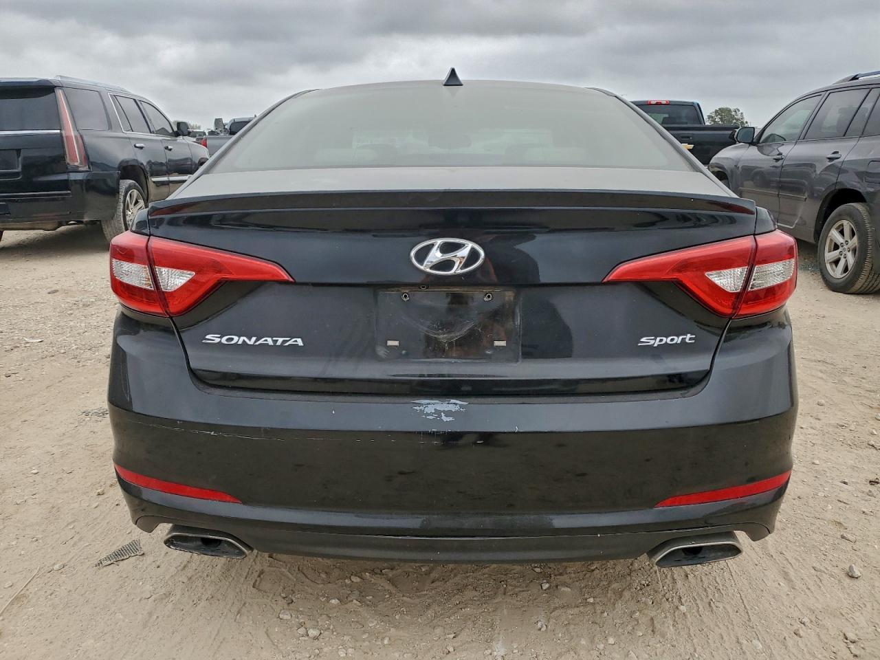 HYUNDAI SONATA SPORT